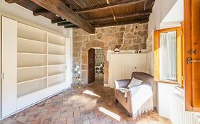 Lei Suite